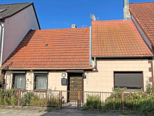 Einfamilienhaus zum Kauf provisionsfrei 129.000 € 7 Zimmer 132 m² 330 m² Grundstück frei ab sofort Burgwall 16792