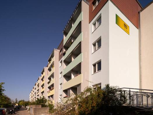 Wohnung zur Miete 390 € 3 Zimmer 55,8 m² 1. Geschoss frei ab 01.09.2026 Veszpremer Straße 27 Südstadt Süd 06130