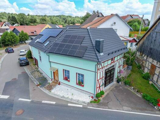 Haus zum Kauf 105.000 € 7 Zimmer 133 m² 393 m² Grundstück frei ab sofort Eishausen Straufhain 98646