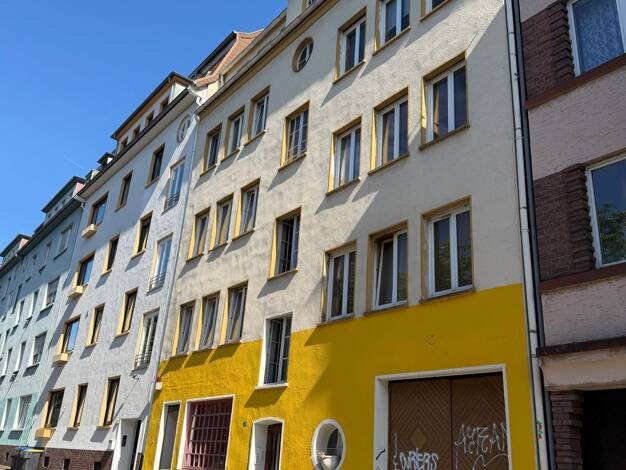 Mehrfamilienhaus zum Kauf 985.000 € 16 Zimmer 386 m² 649 m² Grundstück frei ab sofort St Johann Mitte 66111
