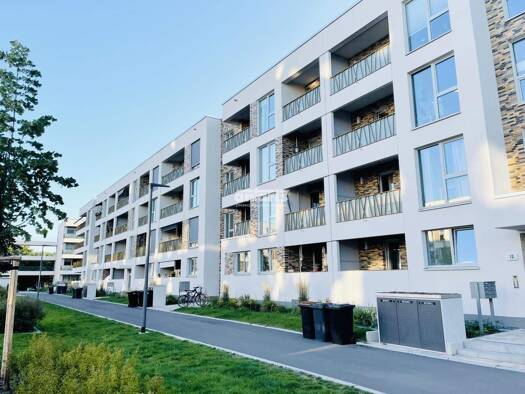 Wohnung zur Miete 1.193 € 3 Zimmer 84,6 m² Krämpfervorstadt Erfurt, Stadt 99085