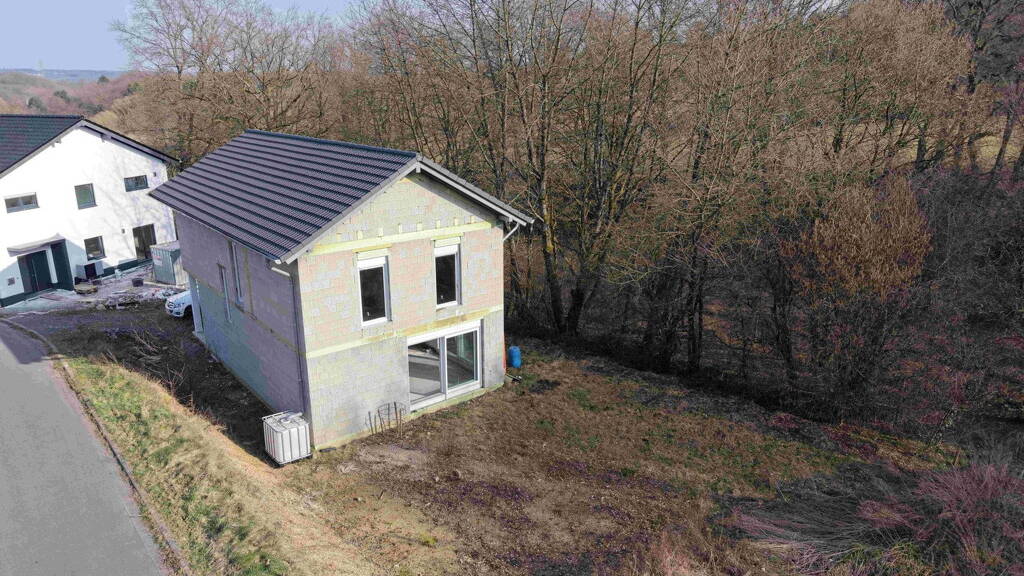 Einfamilienhaus zum Kauf - Erstbezug provisionsfrei 360.000 € 6 Zimmer 158 m² 579 m² Grundstück Flammersfeld 57632