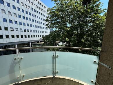 Wohnung zum Kauf 259.000 € 3 Zimmer 65 m² Dachgeschoss, 4. Geschoss Grünstraße 58 Mülheim Köln 51063