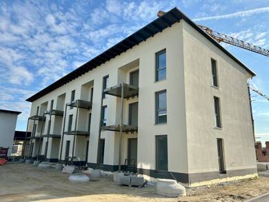 Wohnung zur Miete 670 € 2 Zimmer 55,3 m² frei ab 15.08.2025 Landau Landau an der Isar 94405