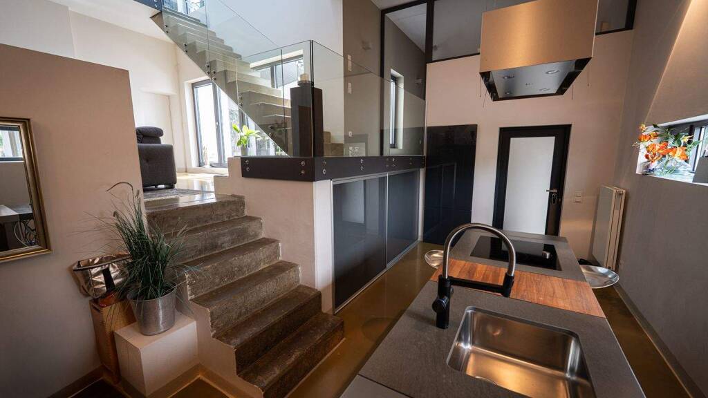 Stadthaus zum Kauf 12 Zimmer 286 m² 507,6 m² Grundstück Alt-Saarbrücken Saarbrücken 66117