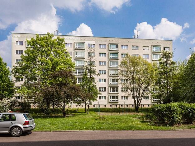 Wohnung zur Miete 335 € 2 Zimmer 50 m² Siegfriedstraße 8 Lößnig Süd 04279