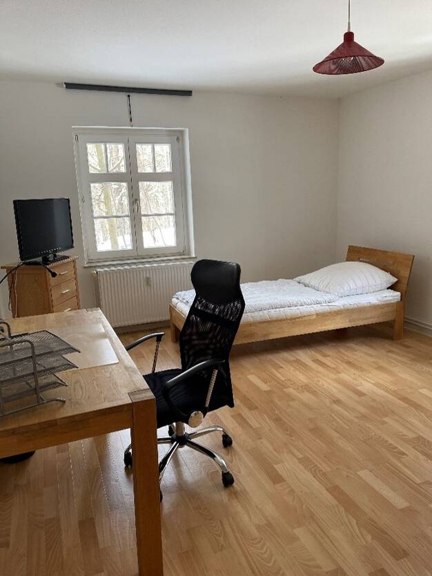 Wohnung zur Miete 139 € frei ab sofort Zum Zschopautal 5 Schönborn-Dreiwerden Rossau 09661