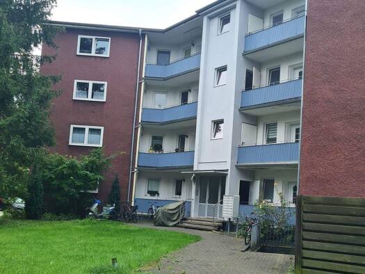 Wohnung zur Miete 400 € 2 Zimmer 63,4 m² 3. Geschoss frei ab sofort Rathenaustraße 1 Wiescherhöfen Hamm 59067