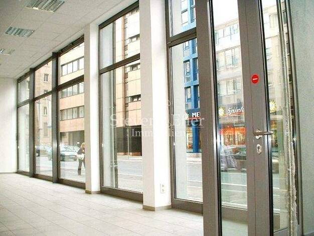 Laden zur Miete 731 m² Verkaufsfläche teilbar von 516 m² bis 731 m² Gleißbühl Nürnberg 90402