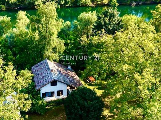 Haus zum Kauf 131.000 € 2 Zimmer 42 m² Sisak