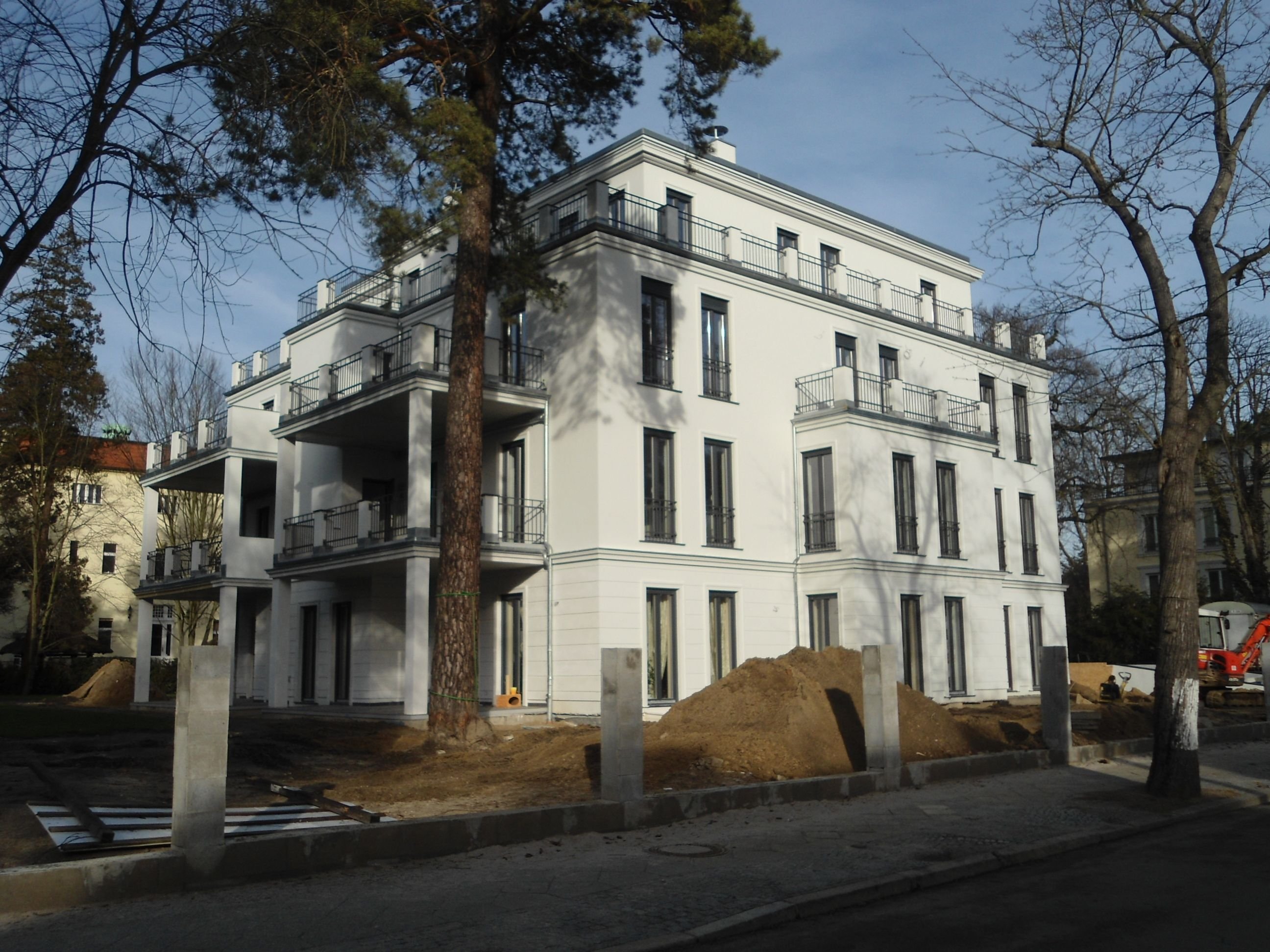 Grundstück zur Versteigerung 3.760.400.000 € 1.800 m²<br/>Grundstück Grunewald Berlin 14193