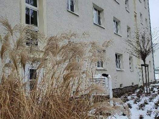 Studio zum Kauf 48.500 € 2 Zimmer 51 m² 1. Geschoss Innenstadt Riesa 01589