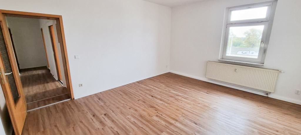 Wohnung zur Miete 320 € 2 Zimmer 64 m²<br/>Wohnfläche ab sofort<br/>Verfügbarkeit Oebisfelde Oebisfelde 39646