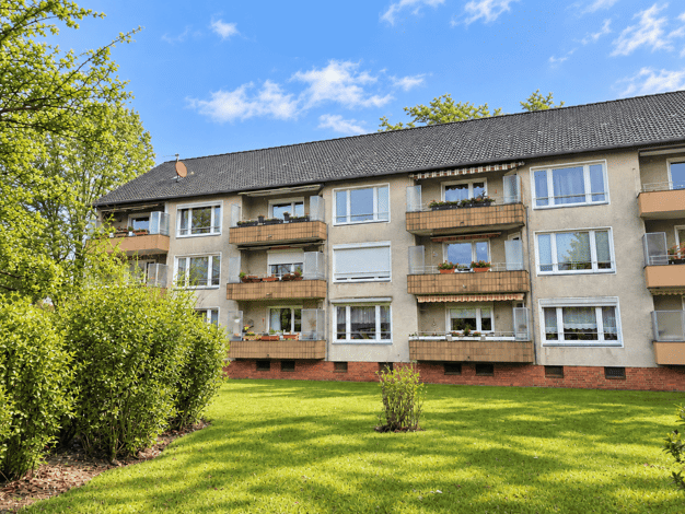 Wohnung zum Kauf 120.000 € 3 Zimmer 65 m² 2. Geschoss St. Lorenz Nord St. Lorenz-Süd 23556
