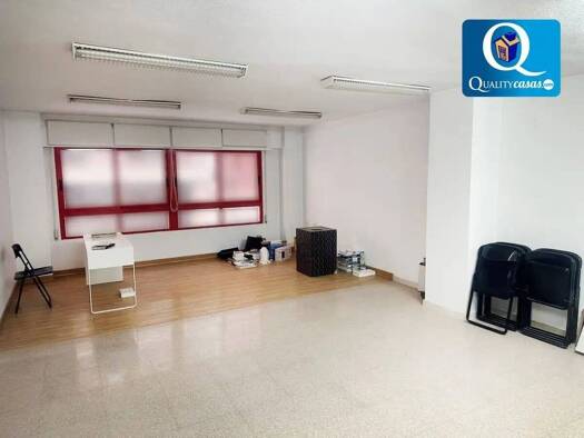 Verkaufsfläche zur Miete 400 € 80 m² Verkaufsfläche Gijón / Xixón 03100