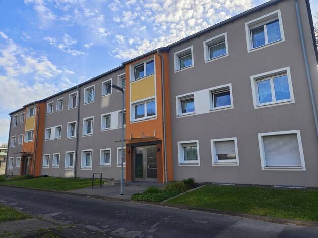 Wohnung zur Miete 543 € 3,5 Zimmer 57,7 m² 2. Geschoss frei ab 01.12.2026 Gertrudenweg 1 Achterathsfeld Moers 47447