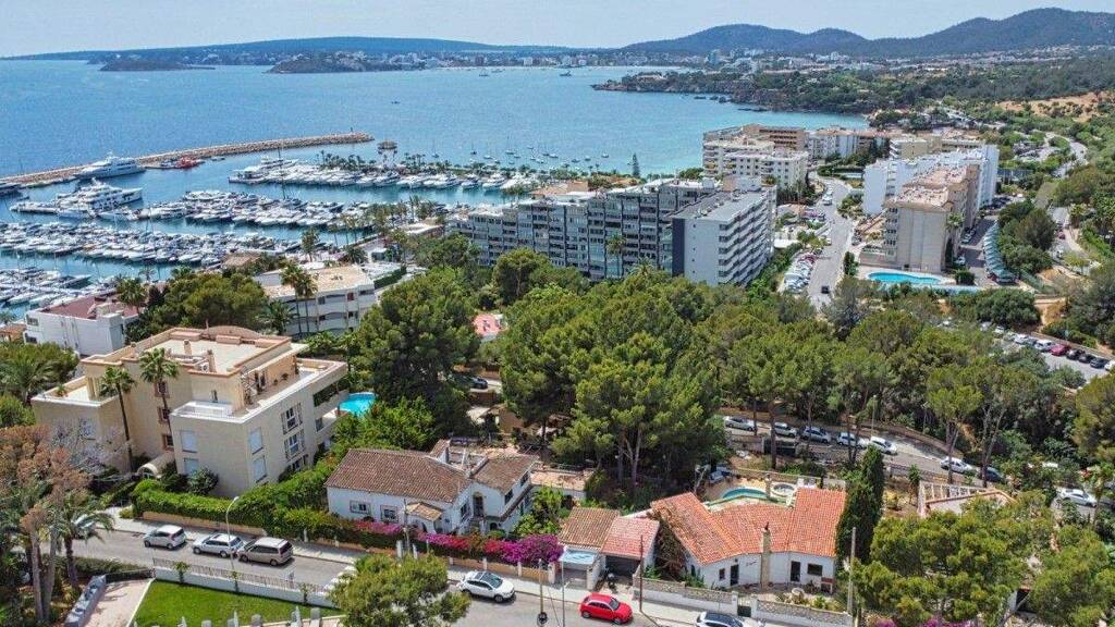 Villa zum Kauf 2.850.000 € 5 Zimmer 245 m² 1.126 m² Grundstück Portals Nous 07181