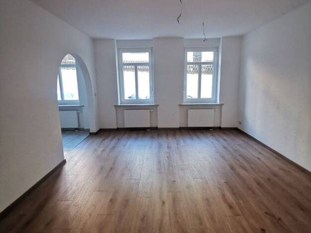 Wohnung zur Miete 340 € 2 Zimmer 68 m² Haußnerstraße 5 Stadtmitte Plauen 08523
