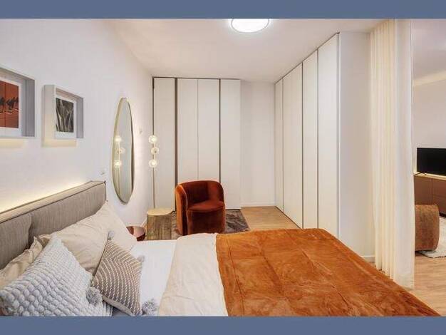 Wohnung zur Miete Wohnen auf Zeit 1.980 € 1 Zimmer 50 m² Schwanthalerhöhe München 80339