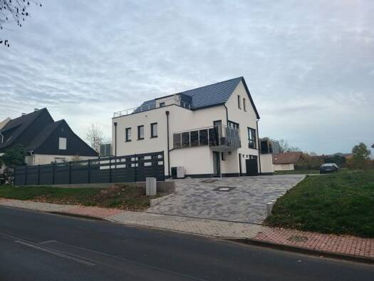 Doppelhaushälfte zur Miete 1.500 € 4 Zimmer 155 m² 300 m² Grundstück Kasselerstr.  35 Hohenkirchen Espenau 34314