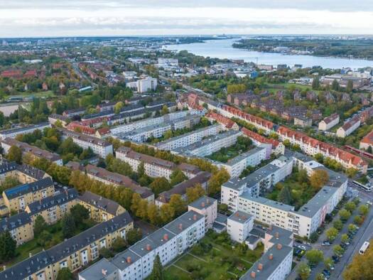 Mehrfamilienhaus zum Kauf 1.050.000 € 16 Zimmer 390 m² 403 m² Grundstück Hansaviertel West 18057
