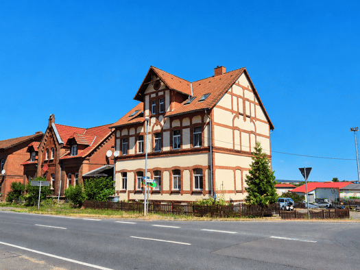 Wohnung zur Miete 375 € 3 Zimmer 65 m² 3. Geschoss Am Bahnhof 21 Heldrungen 06577