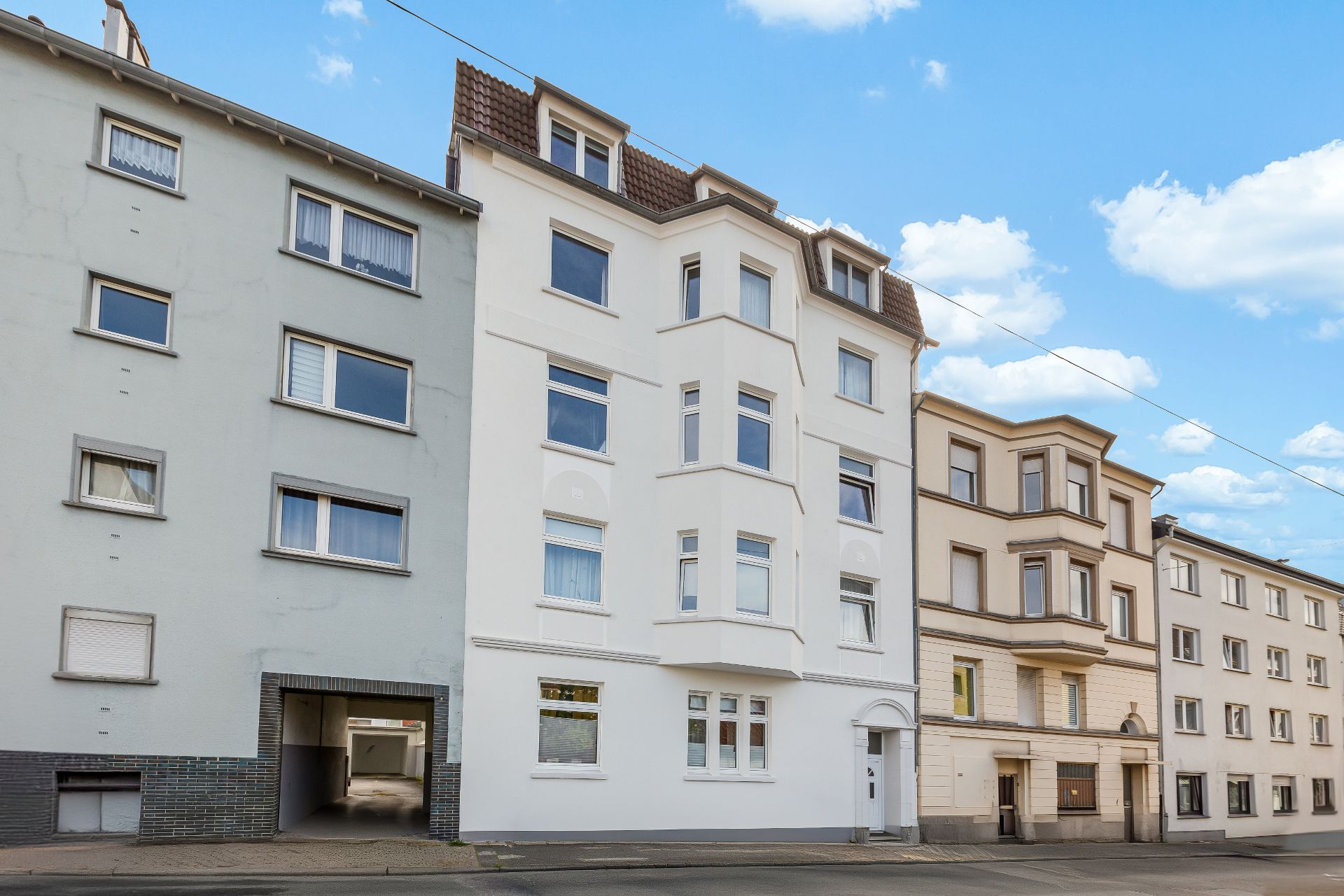 Mehrfamilienhaus zum Kauf 795.000 € 551 m²<br/>Wohnfläche 247 m²<br/>Grundstück Südstadt Wuppertal 42119