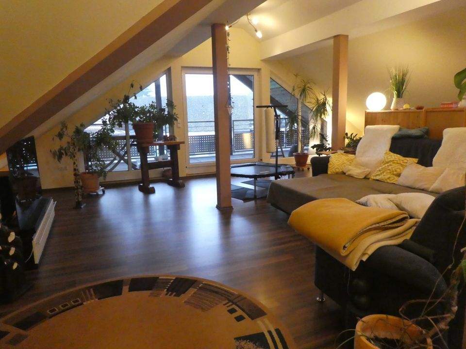 Immobilie in Langgöns - Ideal für Mehrgenerationenwohnen: Großzügige Liegenschaft in Oberkleen! - Bild 1