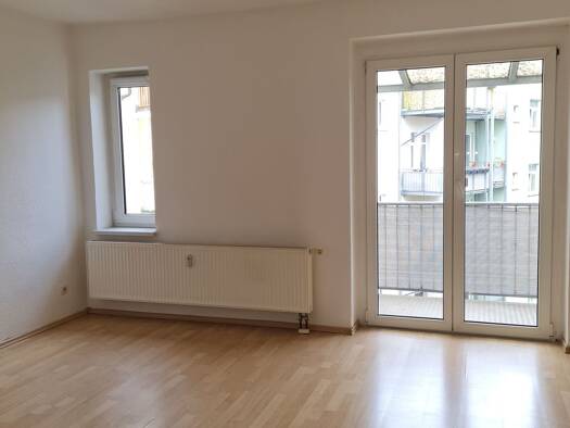Wohnung zur Miete 278 € 2 Zimmer 55,6 m² Stadtmitte Plauen 08523