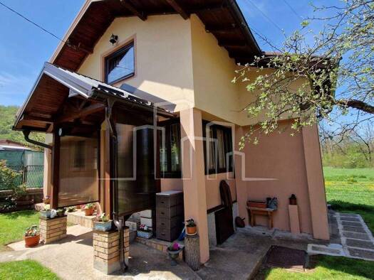 Einfamilienhaus zum Kauf 89.476 € 2 Zimmer Sarajevo 71000