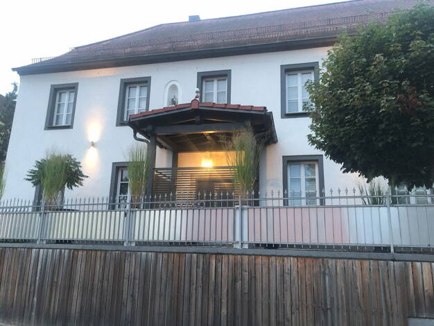 Mehrfamilienhaus zum Kauf provisionsfrei 470.000 € 10,5 Zimmer 400 m² 700 m² Grundstück Allersburg Hohenburg 92277