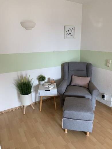 Wohnung zur Miete 460 € 2 Zimmer 59,6 m² 1. Geschoss frei ab 01.07.2025 Seukendorf Seukendorf 90556