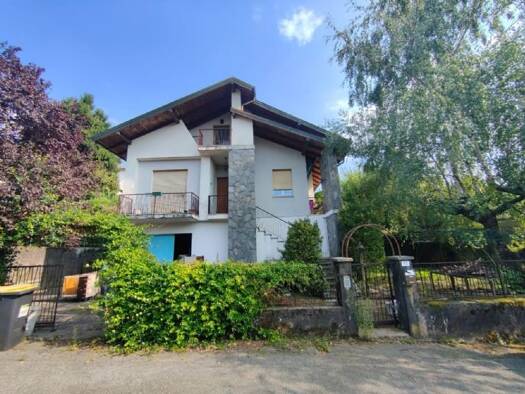 Einfamilienhaus zum Kauf 380.000 € 6 Zimmer 150 m² 100 m² Grundstück frei ab sofort Verbania