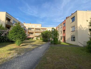 Wohnung zum Kauf als Kapitalanlage geeignet 235.000 € 2 Zimmer 55,3 m² Büchenbach - Nord Erlangen 91056