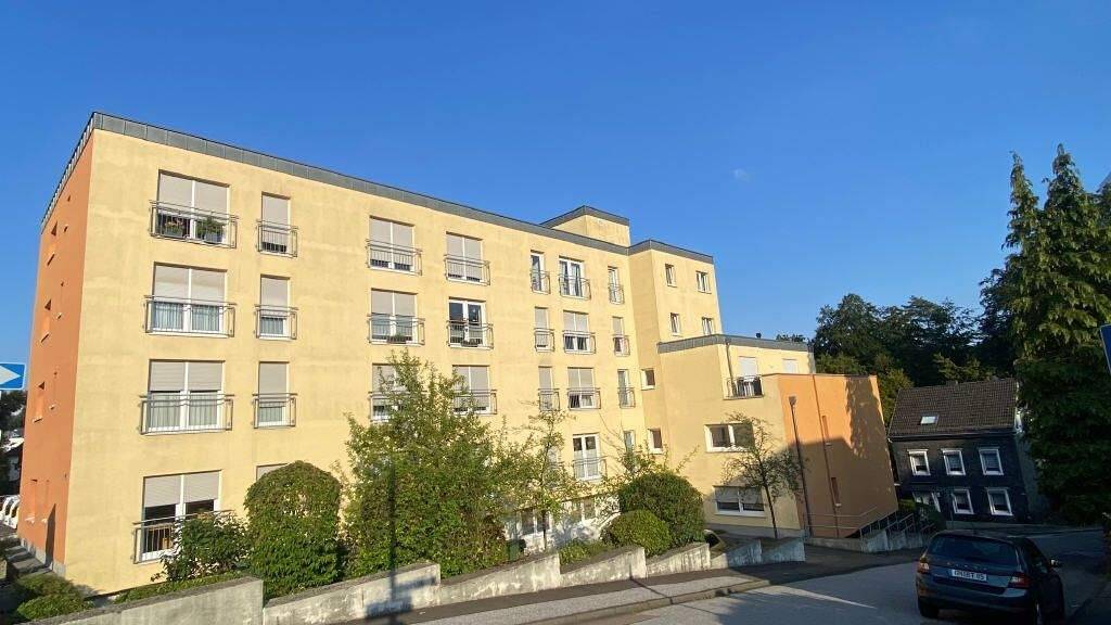 Wohnung zur Miete 640 € 2 Zimmer 62 m² 3. Geschoss frei ab 01.04.2026 Gummersbach 51643