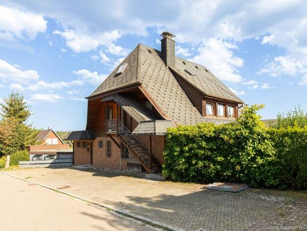 Mehrfamilienhaus zum Kauf 419.000 € 321 m² 1.121 m² Grundstück Friedenweiler Friedenweiler 79877