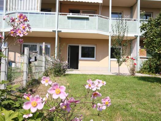 Wohnung zur Miete 415 € 2 Zimmer 69,2 m² EG frei ab 01.10.2026 Zeulsdorfer Straße 1 Lusan Gera 07549