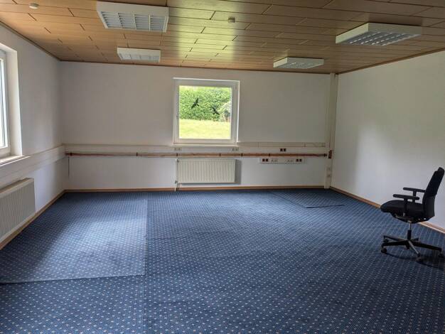 Bürofläche zur Miete provisionsfrei 1.330 € 148 m² Bürofläche Adersheimer Straße 17 Stadtgebiet Wolfenbüttel 38304