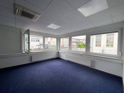 Bürofläche zur Miete 1.500 € 5 Zimmer 185 m² Bürofläche Niesig Fulda 36039