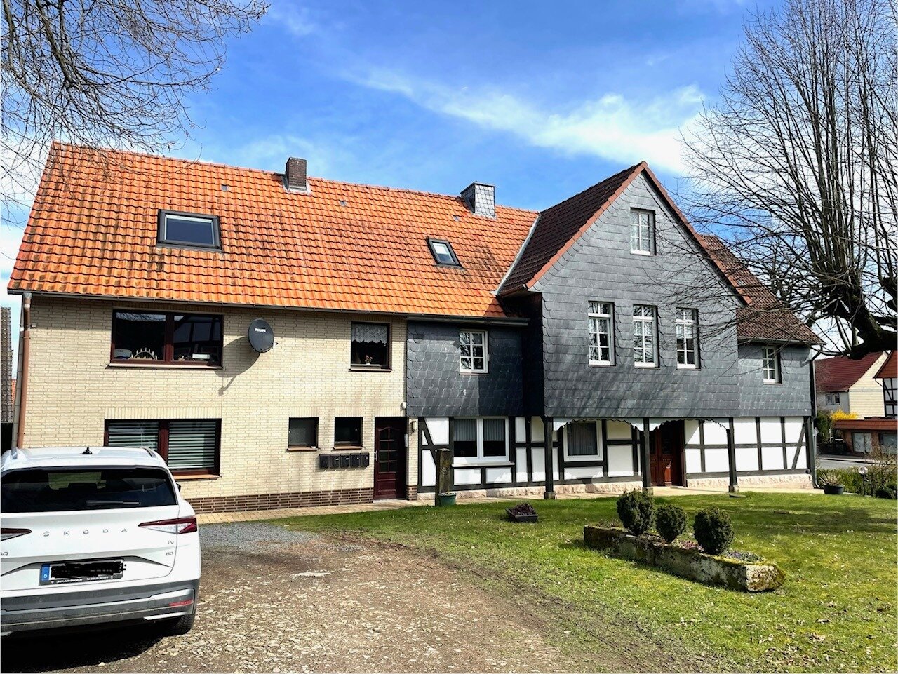 Mehrfamilienhaus zum Kauf als Kapitalanlage geeignet 280.000 € 363 m²<br/>Wohnfläche 2.509 m²<br/>Grundstück Güntersen Adelebsen 37139