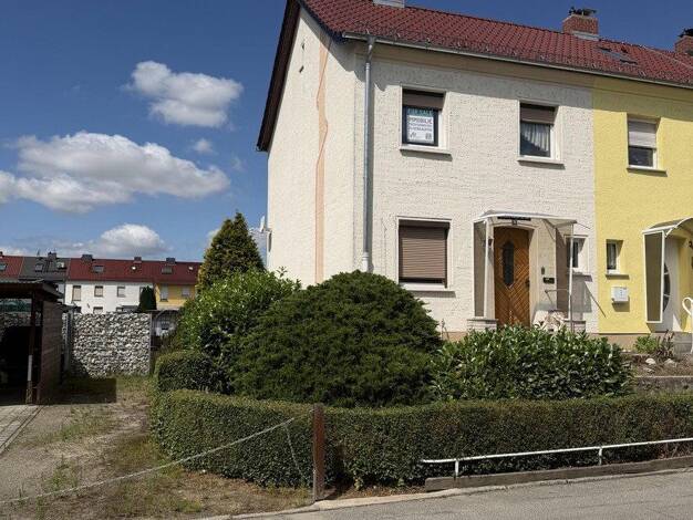 Doppelhaushälfte zum Kauf provisionsfrei 76.500 € 4 Zimmer 86 m² 475 m² Grundstück Wilhelm-Busch-Straße 36 Merzdorf Riesa 01591