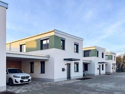 Einfamilienhaus zum Kauf - Erstbezug provisionsfrei 579.000 € 4 Zimmer 136,1 m² 240 m² Grundstück frei ab sofort Kapellenweg Grafenrheinfeld 97506