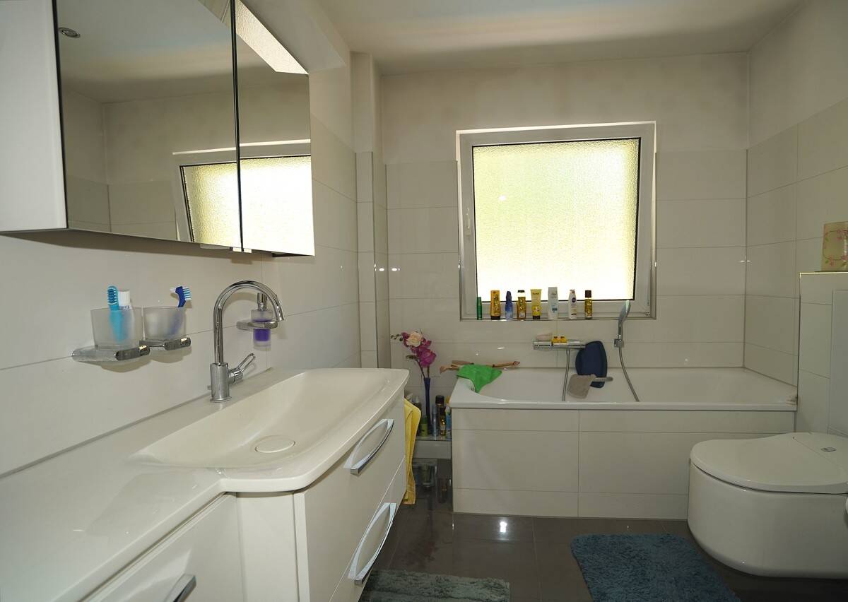 Property thumbnail 12