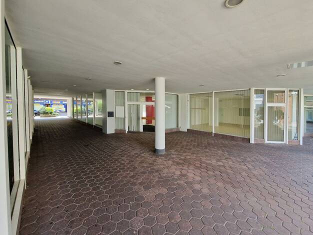 Laden zur Miete provisionsfrei 2.500 € 426 m² Verkaufsfläche Kaiser-Wilhelm-Platz 7 Steele Essen 45276
