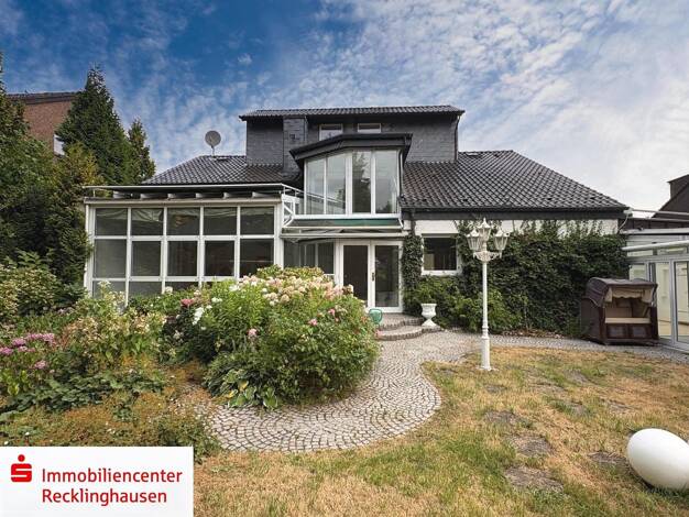 Einfamilienhaus zum Kauf 649.000 € 7,5 Zimmer 170,2 m² 800 m² Grundstück frei ab sofort Speckhorn Recklinghausen 45659