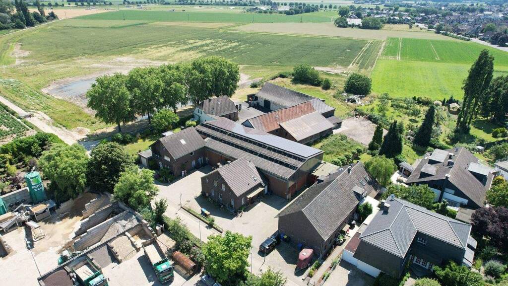 Haus zum Kauf 1.345.000 € 24 Zimmer 625 m² 1.880 m² Grundstück Anrath Willich / Anrath 47877