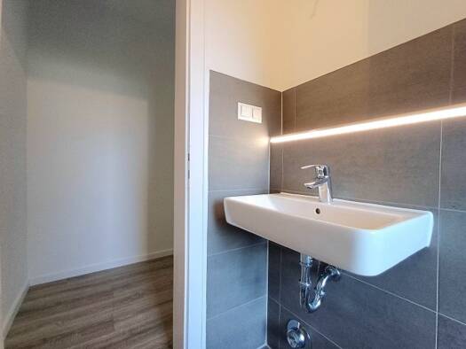 Studio zur Miete 449 € 1 Zimmer 28,1 m² frei ab sofort Melittastr. 18 Innenstadt Minden 32427