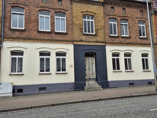 Mehrfamilienhaus zum Kauf provisionsfrei als Kapitalanlage geeignet 525.000 € 713 m² 721 m² Grundstück Harmoniestraße 4 Halberstadt 38820