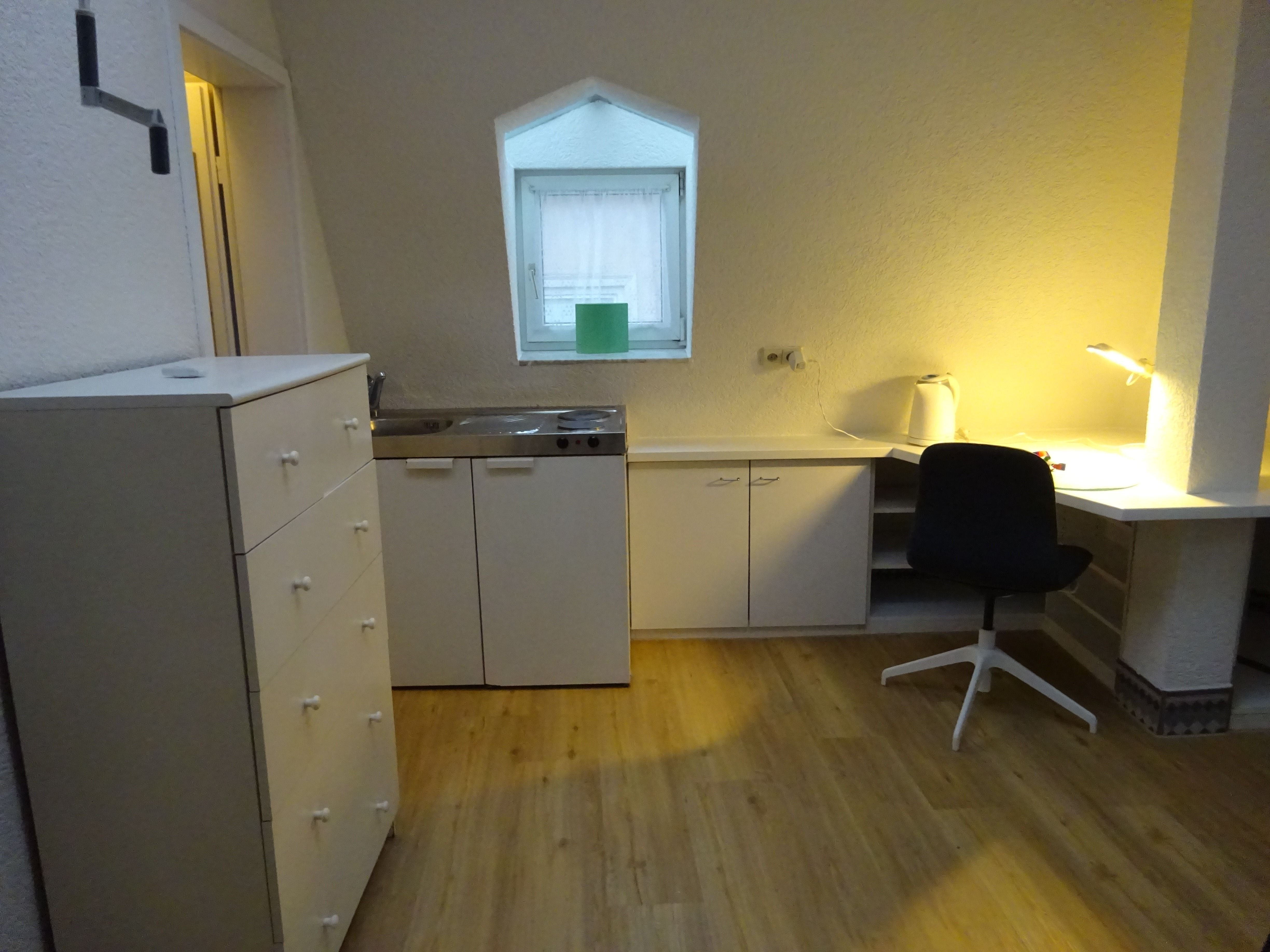 Wohnung zur Miete Wohnen auf Zeit 850 € 1 Zimmer 19 m²<br/>Wohnfläche ab sofort<br/>Verfügbarkeit Rathaus Stuttgart-Mitte 70182