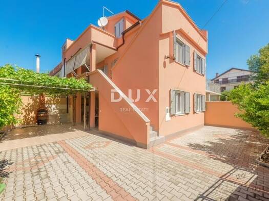 Einfamilienhaus zum Kauf 880.000 € 8 Zimmer 210 m² Grundstück Biograd na Moru 23210